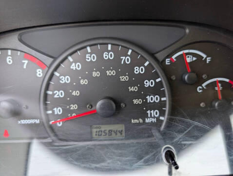 2004 Chevrolet Tracker