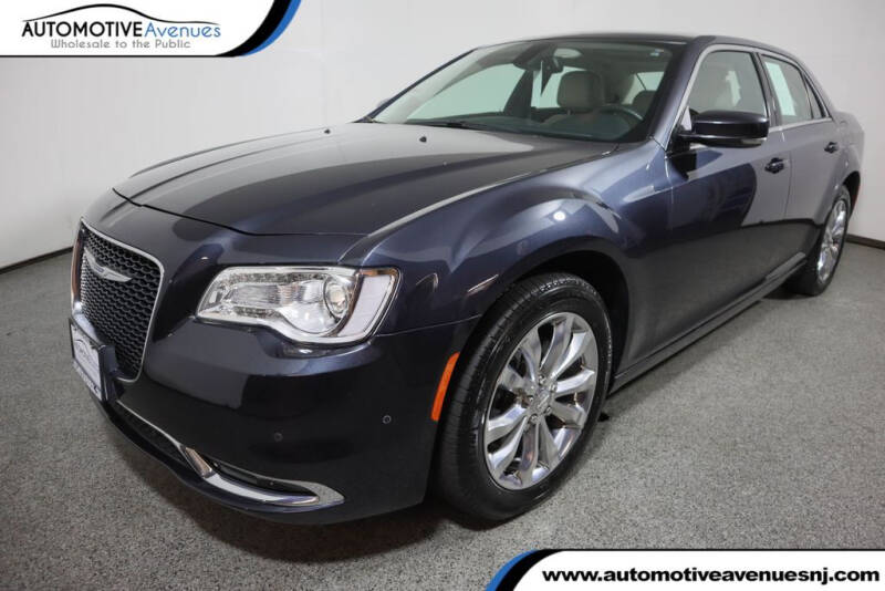 2016 Chrysler 300