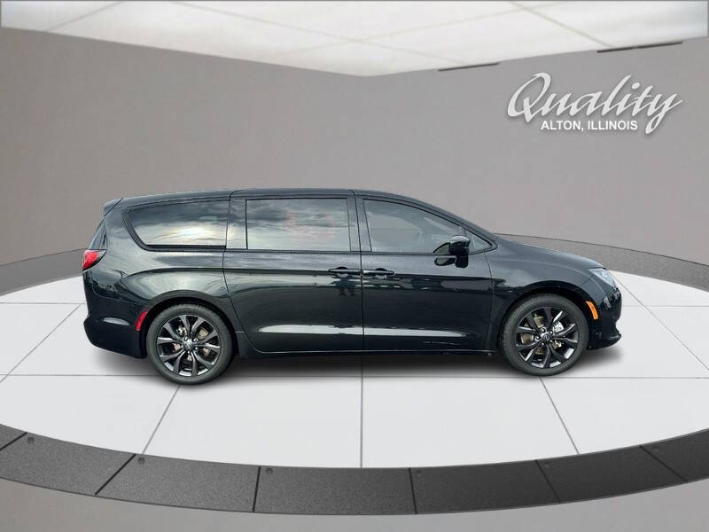 2019 Chrysler Pacifica Touring Plus