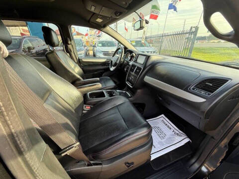 2017 Dodge Grand Caravan GT