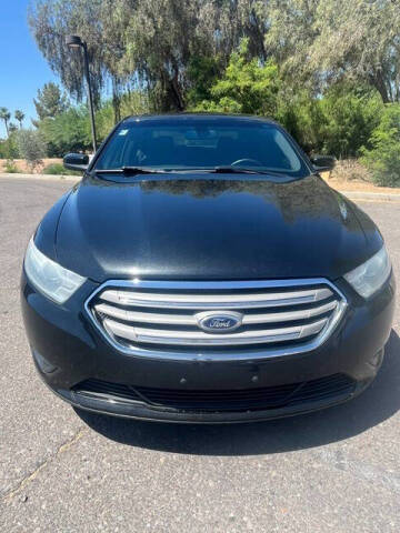 2013 Ford Taurus SEL