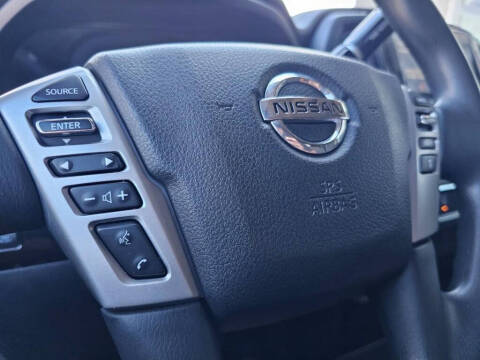 2022 Nissan Titan SV