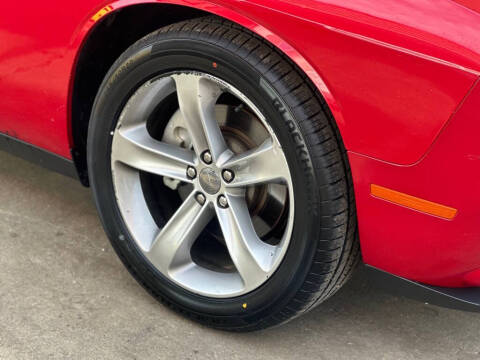 2016 Dodge Challenger SXT