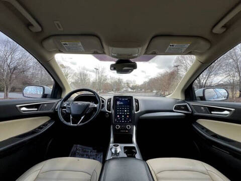 2022 Ford Edge SEL