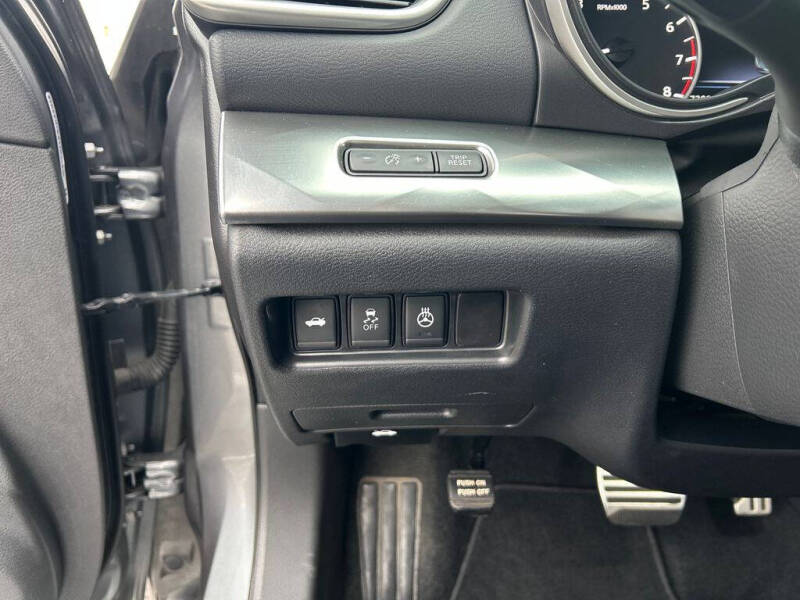 2017 Nissan Maxima 3.5 SR