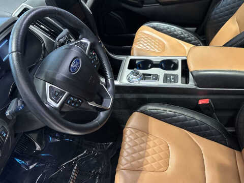 2024 Ford Edge Titanium