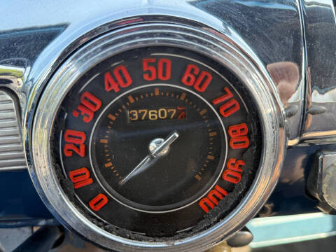 1946 Ford Super Deluxe