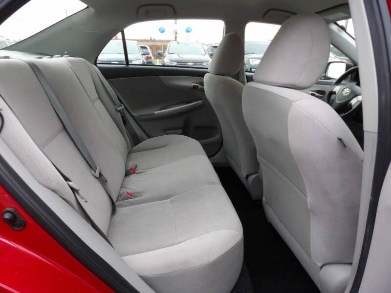 2012 Toyota Corolla LE