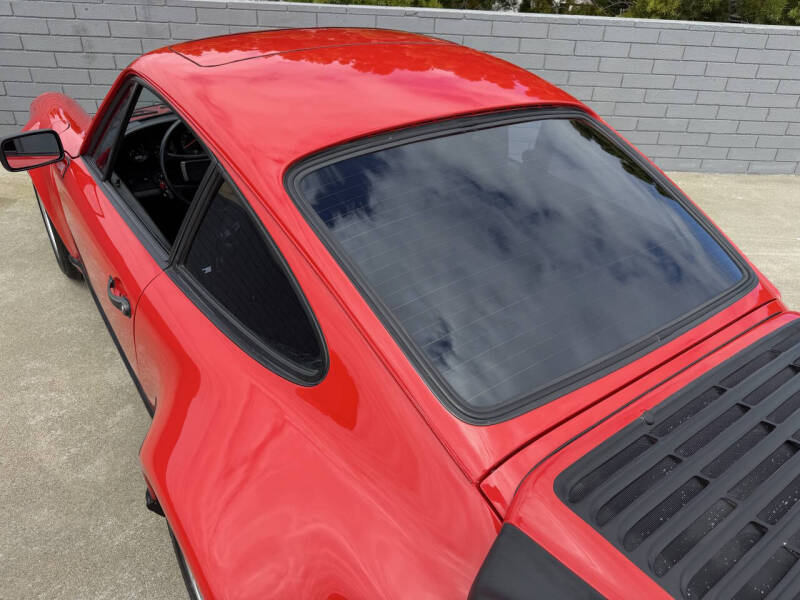 1985 Porsche 911 Carrera