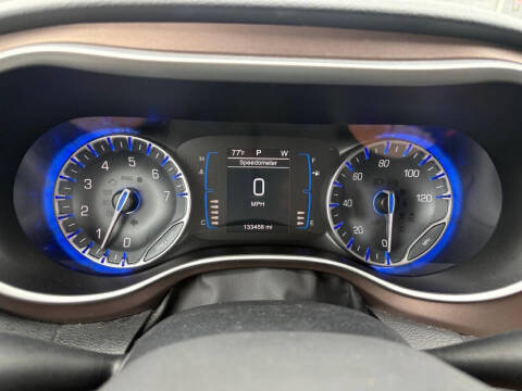 2017 Chrysler Pacifica Touring