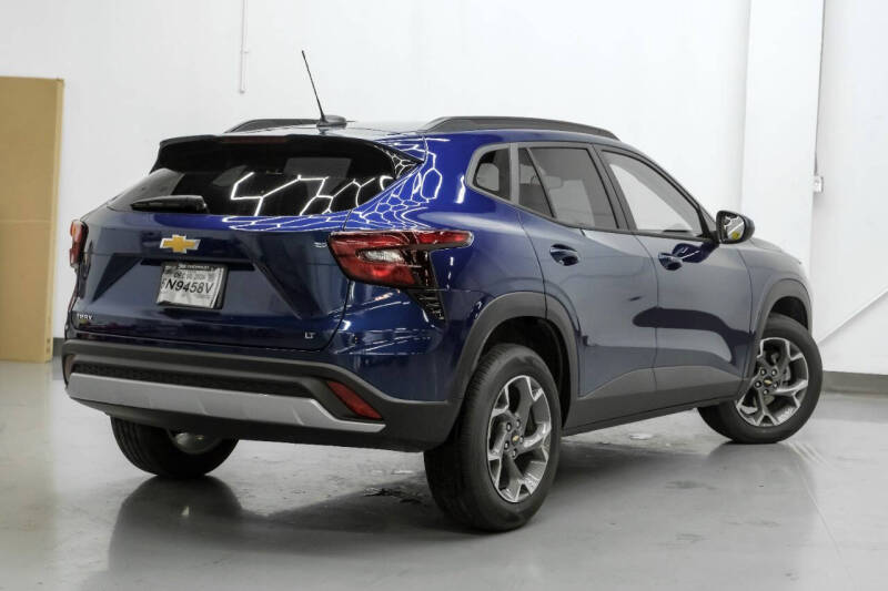 2024 Chevrolet Trax LT