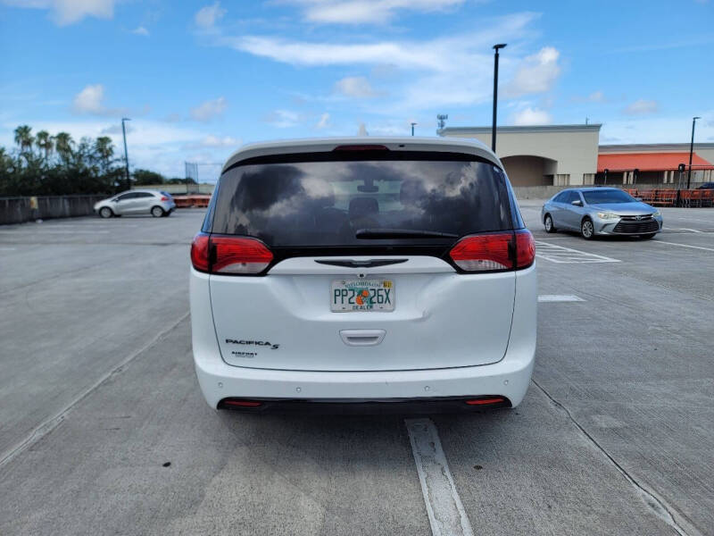 2019 Chrysler Pacifica Touring Plus