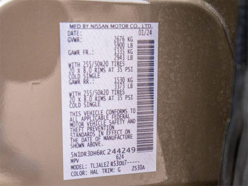 2024 Nissan Pathfinder Platinum