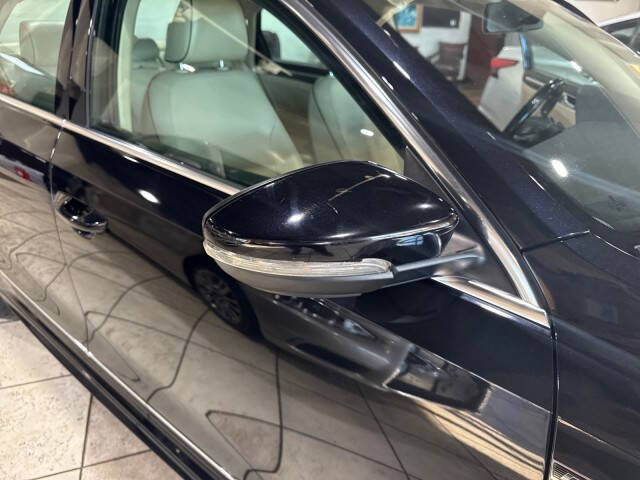 2017 Volkswagen Passat 1.8T R-Line