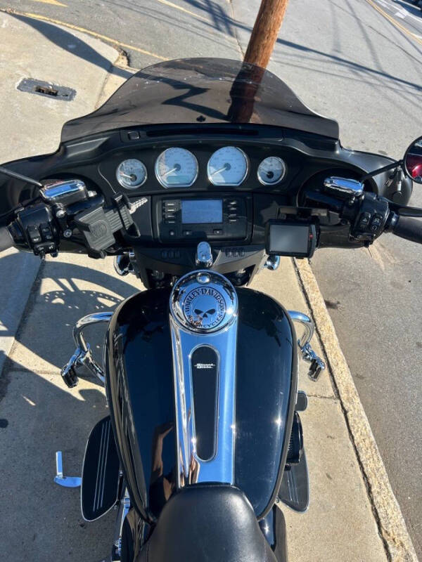 2014 Harley-Davidson Street Glide FLHX
