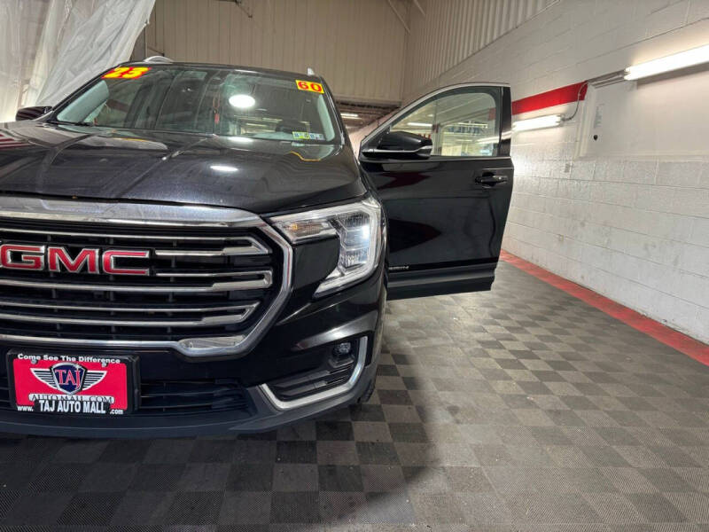 2023 GMC Terrain SLT