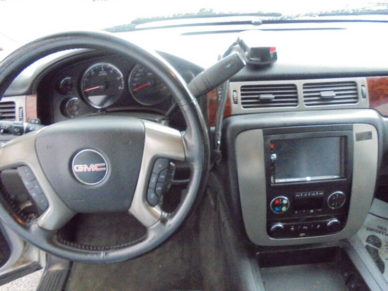 2013 GMC Yukon XL SLT