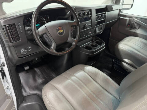 2023 Chevrolet Express LS 3500