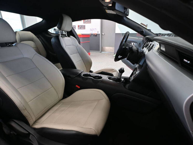 2015 Ford Mustang EcoBoost Premium