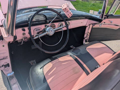 1955 Ford Sunliner