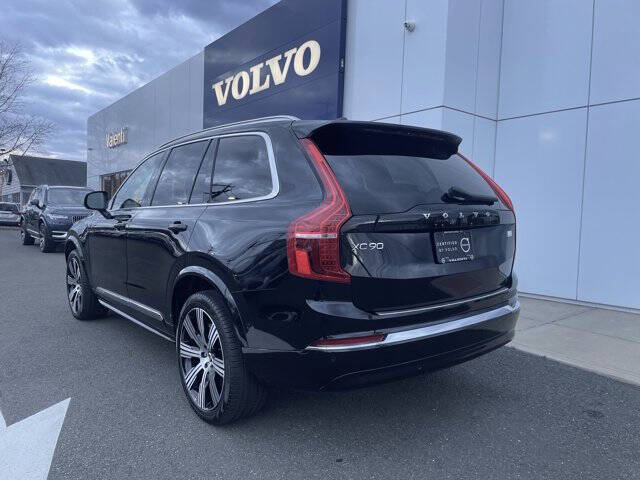 2023 Volvo XC90 Recharge T8 Ultimate Bright Theme 7P