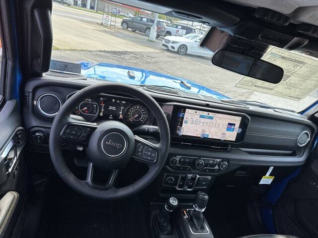 2025 Jeep Gladiator High Tide