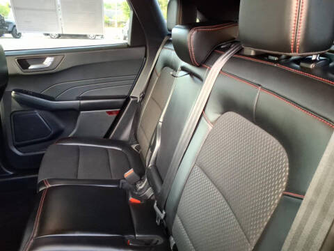 2025 Ford Escape ST-Line Select