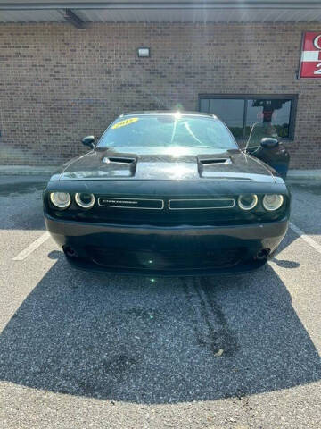 2015 Dodge Challenger SXT