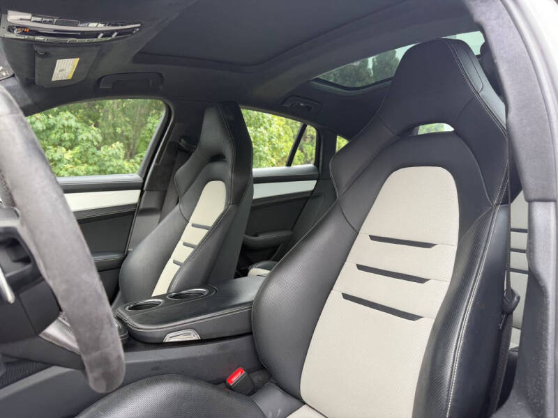 2021 Porsche Panamera Turbo S