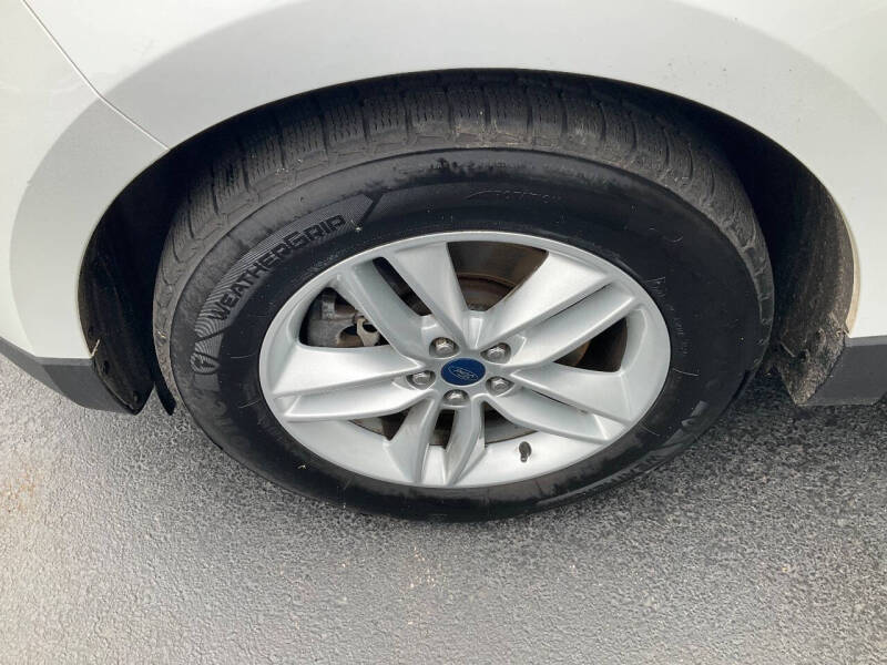 2019 Ford Edge SEL