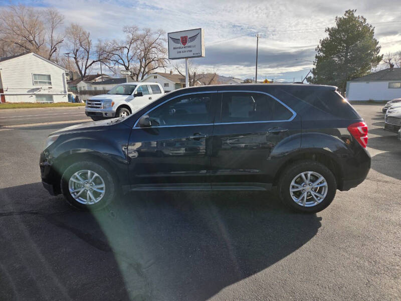 2017 Chevrolet Equinox LS's photo