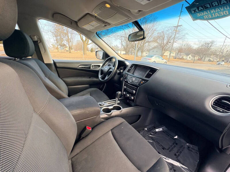 2017 Nissan Pathfinder