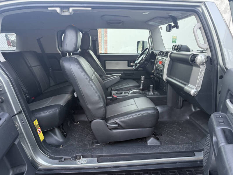 2012 Toyota FJ Cruiser