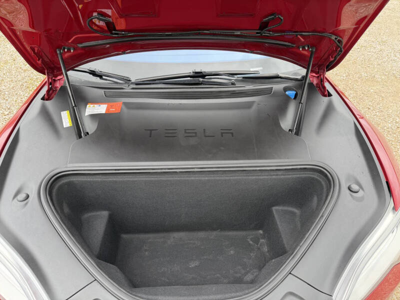 2016 Tesla Model S P90D