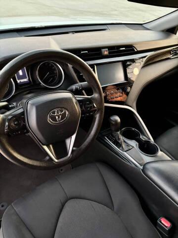2019 Toyota Camry LE