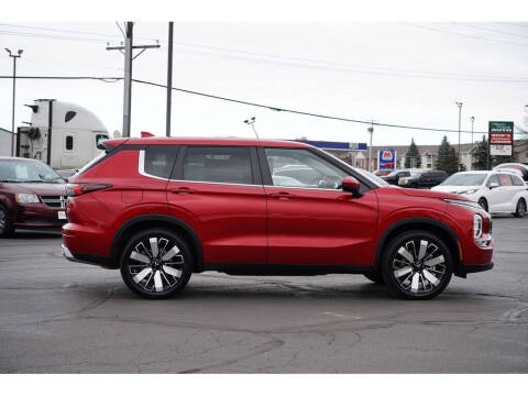 2025 Mitsubishi Outlander SE