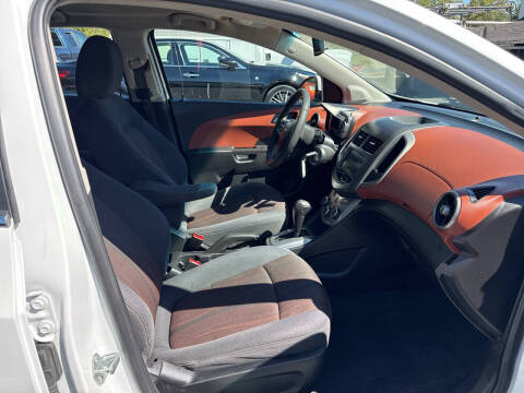 2014 Chevrolet Sonic LT Auto