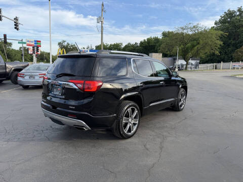2017 GMC Acadia Denali