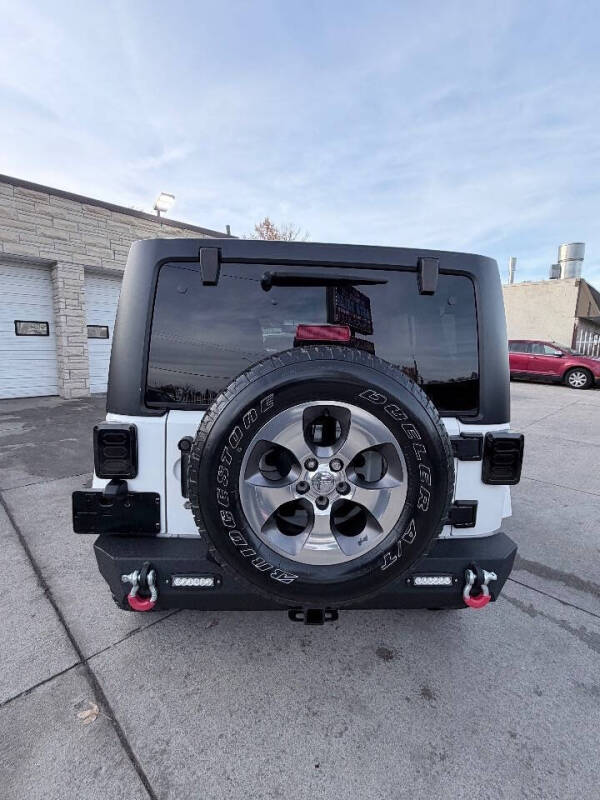 2016 Jeep Wrangler Unlimited Sahara