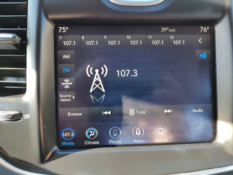 2020 Chrysler 300 Touring