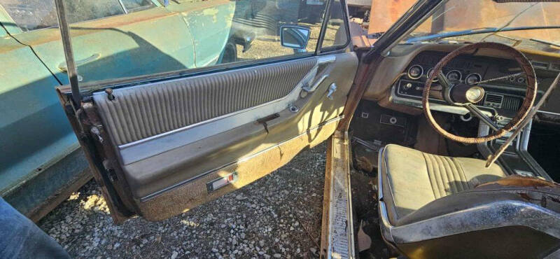 1966 Ford Thunderbird