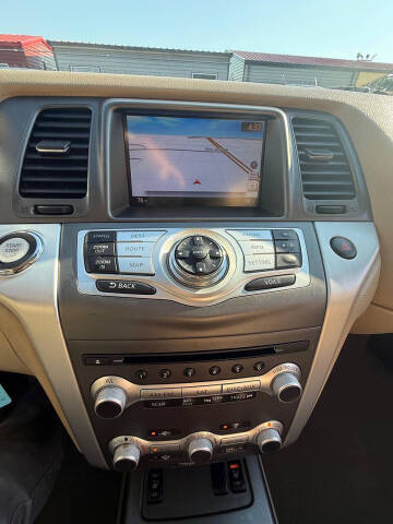 2011 Nissan Murano LE