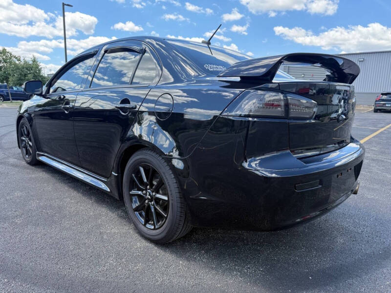 2017 Mitsubishi Lancer LE