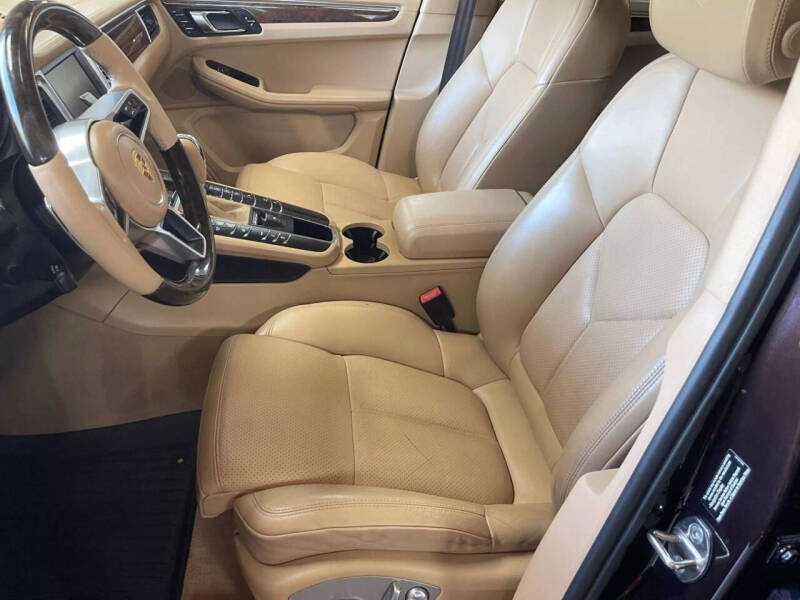 2015 Porsche Macan S