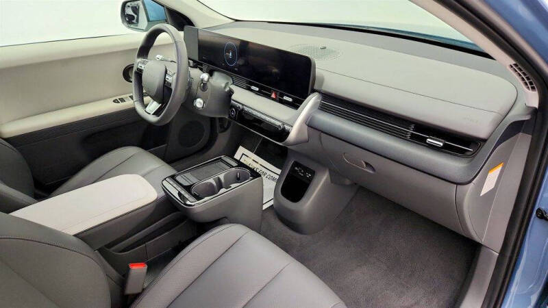 2025 Hyundai Ioniq 5 SEL