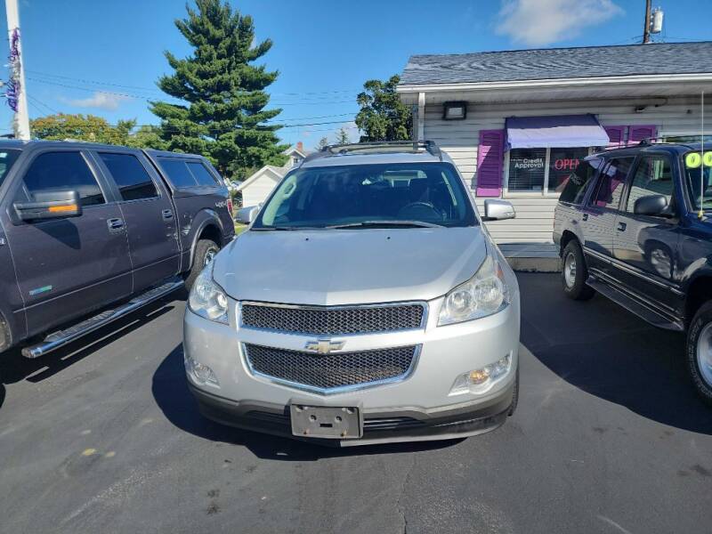 2010 Chevrolet Traverse for sale at First  Autos in Rockford IL