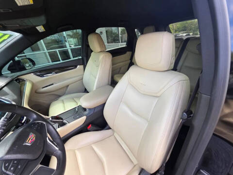 2017 Cadillac XT5
