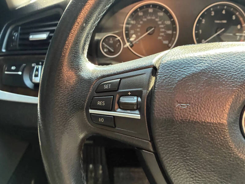 2013 BMW 5 Series 528i