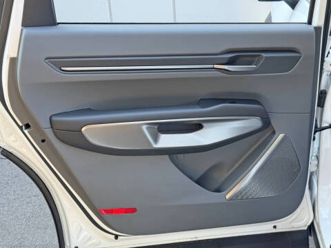 2026 Kia EV9 Light Long Range