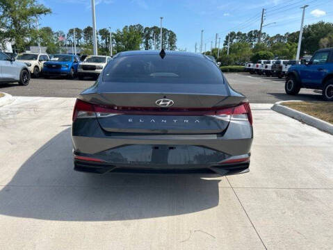 2022 Hyundai Elantra